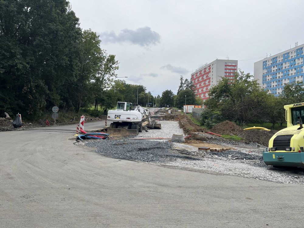 Construction Works and Traffic Control at Intersection of Studentská and Opavská Streets in Ostrava-Porubá